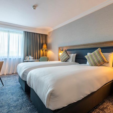 Crowne Plaza Manchester Airport By Ihg Hale  Exterior photo