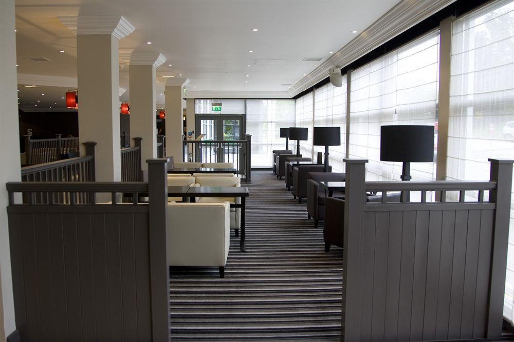 Crowne Plaza Manchester Airport By Ihg Hale  Exterior photo