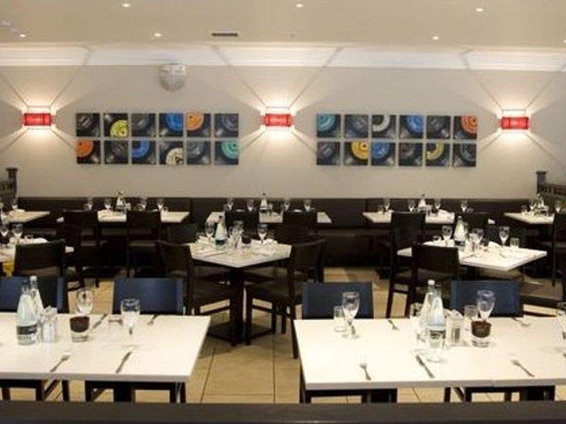 Crowne Plaza Manchester Airport By Ihg Hale  Exterior photo