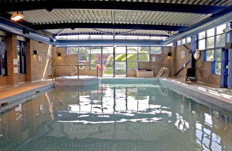 Crowne Plaza Manchester Airport By Ihg Hale  Facilities photo